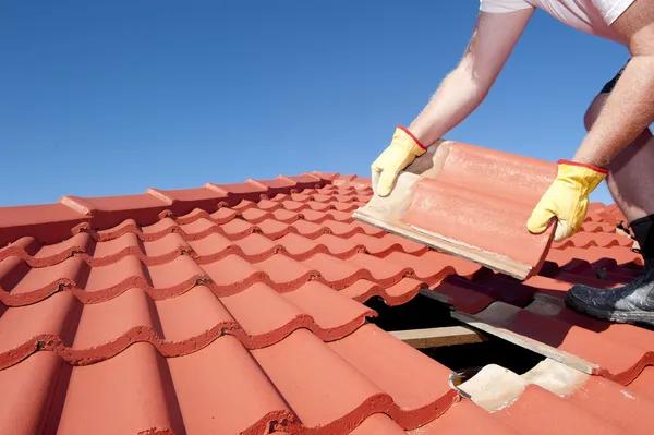 Your Go-To Roofing Replacement Team in Lindstrom